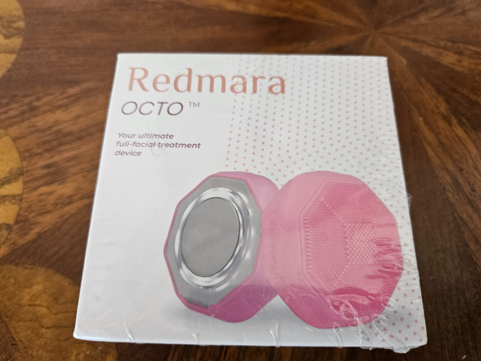 REDMARA OCTO BRAND NEW IN BOX FULL FACIAL TREATMENT DEVICE VIBRATION, HEAT, ETC
