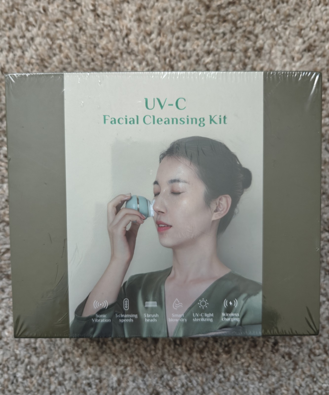 UV-C Sonic Facial Cleansing Brush Kit Wireless Charging Face Cleanser