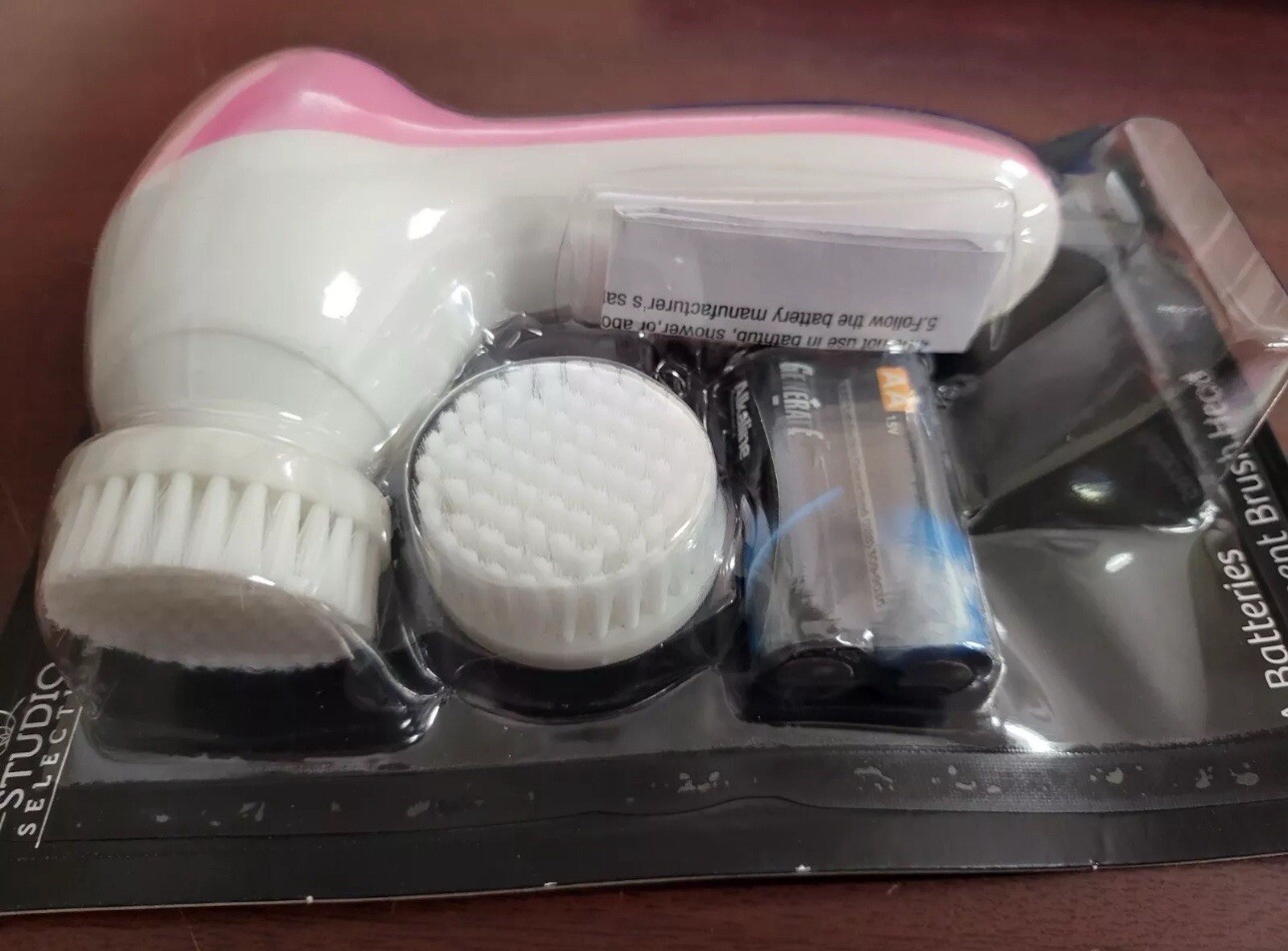 Facial Beauty Brush Face Scrubber ~ Replacement Head & Batteries Incl NIP