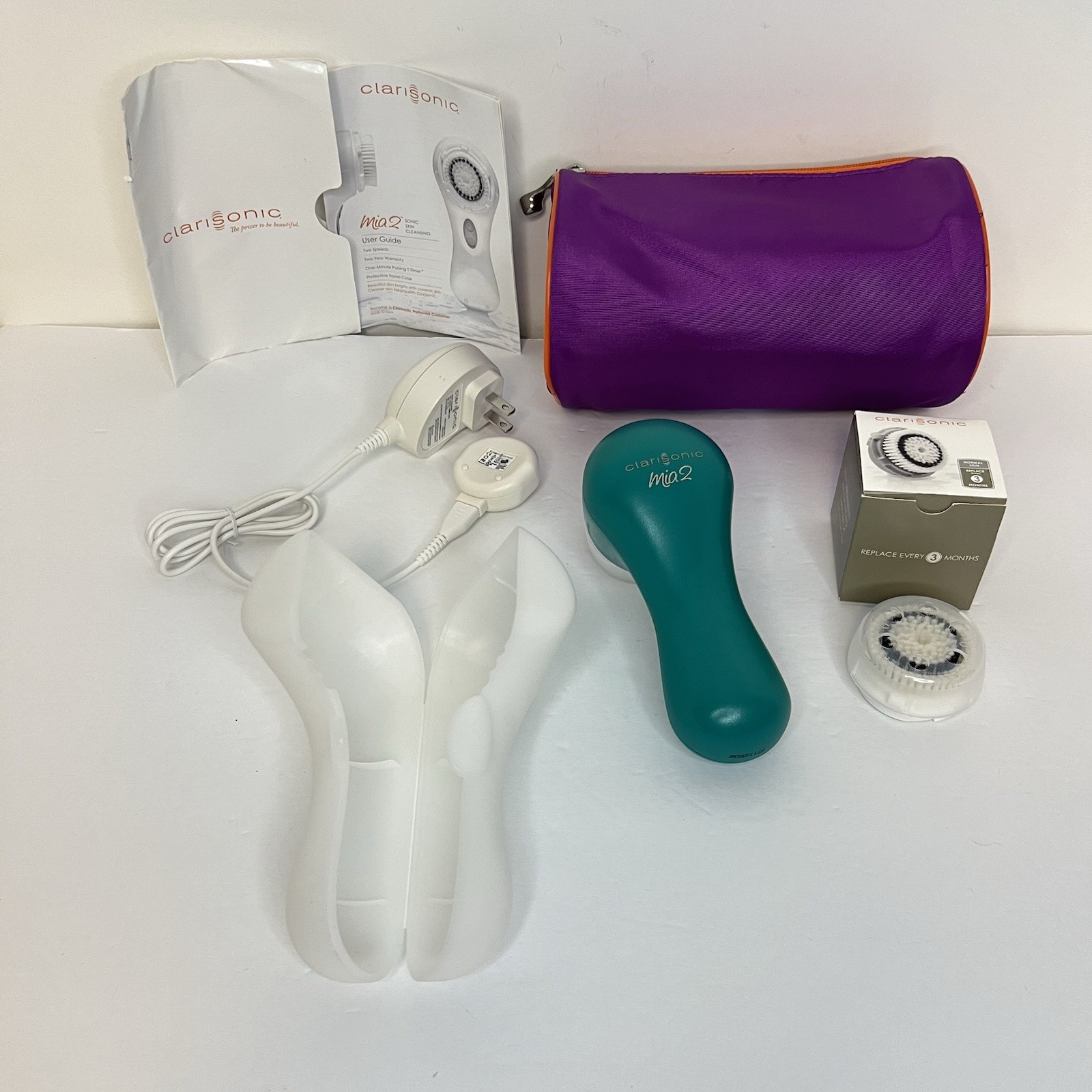 Clarisonic Mia 2 Sonic Skin Cleansing System Teal Charger Brush Travel Case Bag