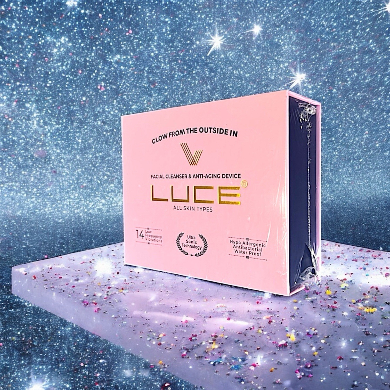 LUCE180° Facial Cleansing Device in Pink New in Box & Sealed