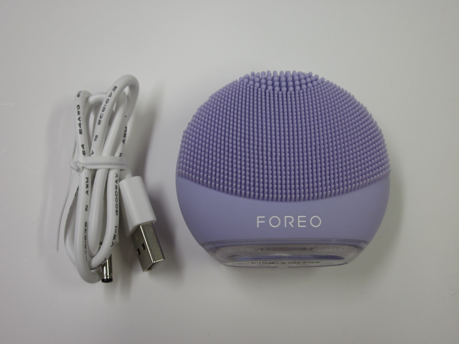 FOREO Luna 4 Go Travel-Friendly Facial Cleansing & Massaging Device