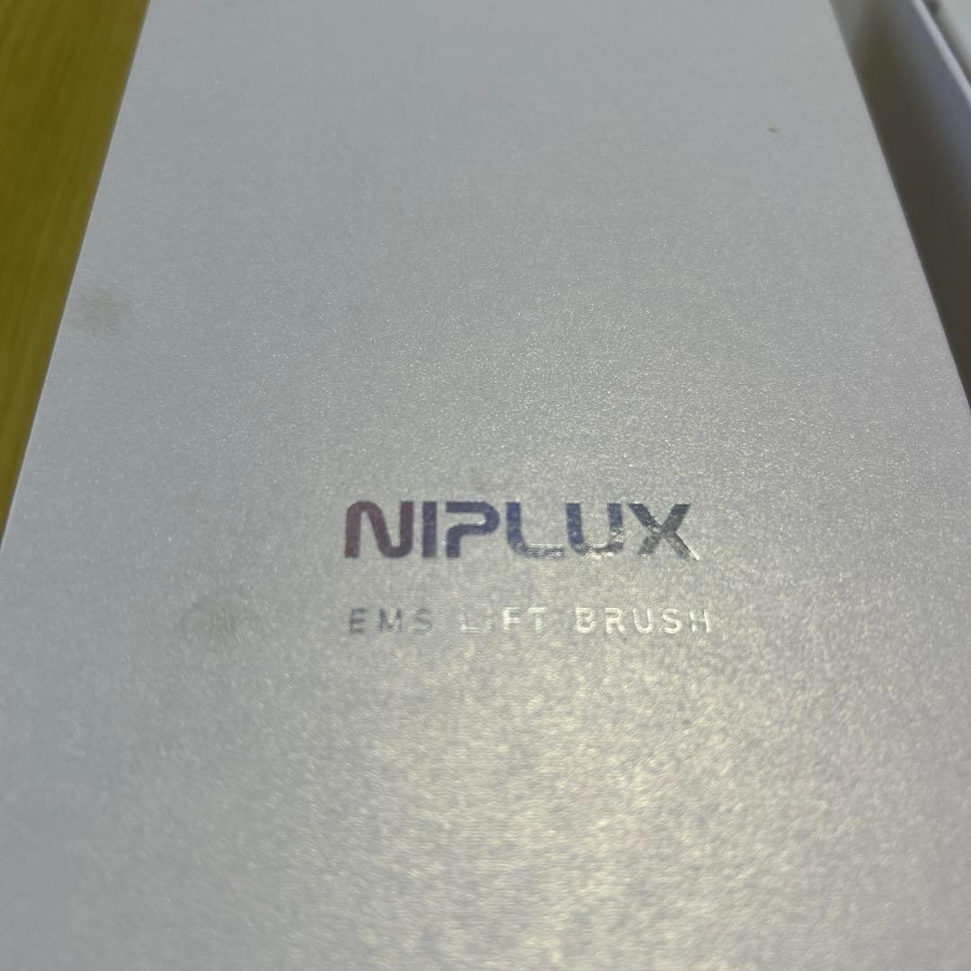 NIPLUX EMS LIFT BRUSH Electric Brush EMS Facial Lift Up IPX7 Waterproof Tested