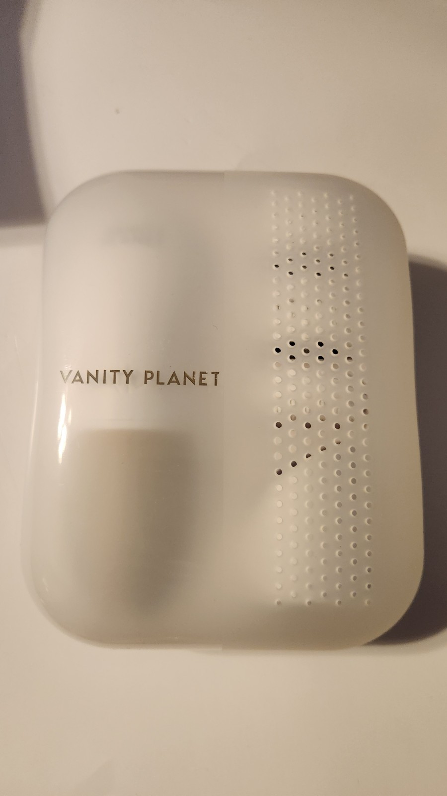 Vanity Planet Facial Cleansing System Rotating Three Brush Heads White & Beige