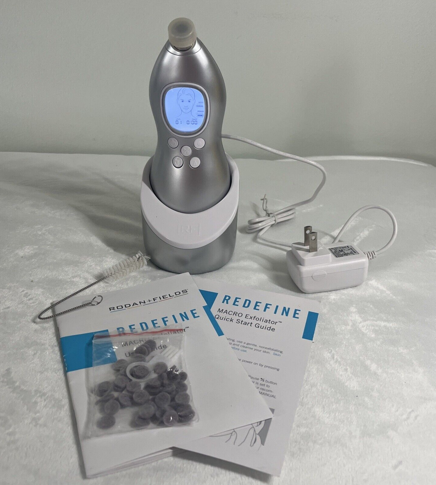 Rodan and Fields Redefine Macro Exfoliator