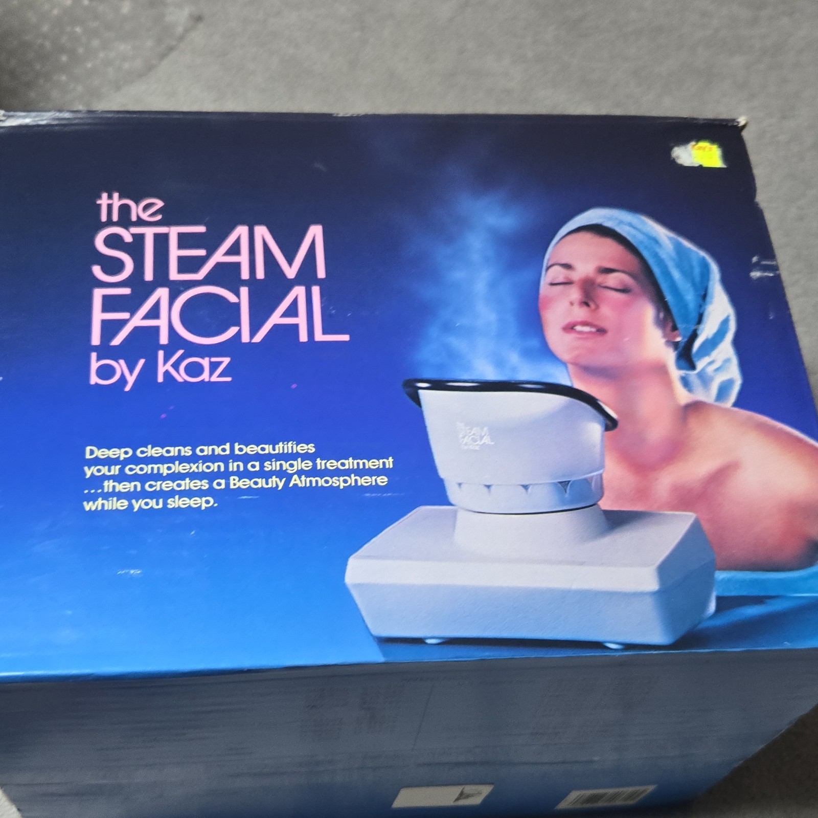 Kaz The Steam Facial Facial Steamer, Compact Electric Plastic, White/Pink