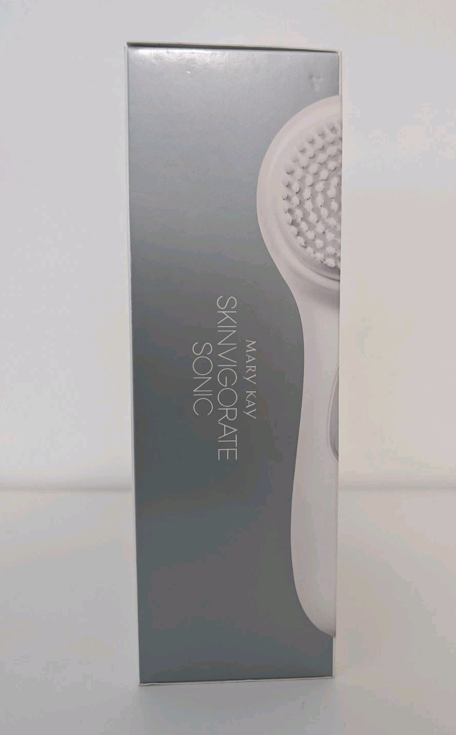 MARY KAY SKIN CARE SYSTEM SKINVIGORATE SONIC W/1 BRUSH HEAD & UNIVERSAL USB