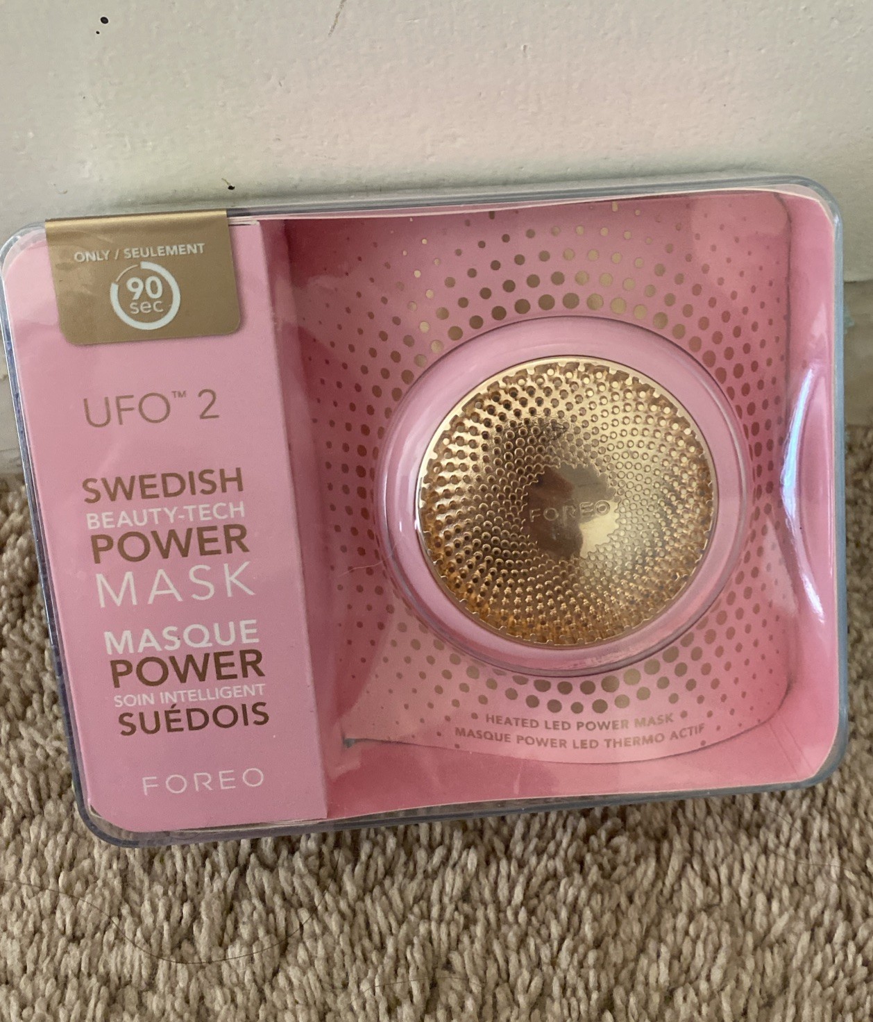 New FOREO UFO 2 Pearl Pink + 2 pack of masks – Heated LED Power Mask – READ