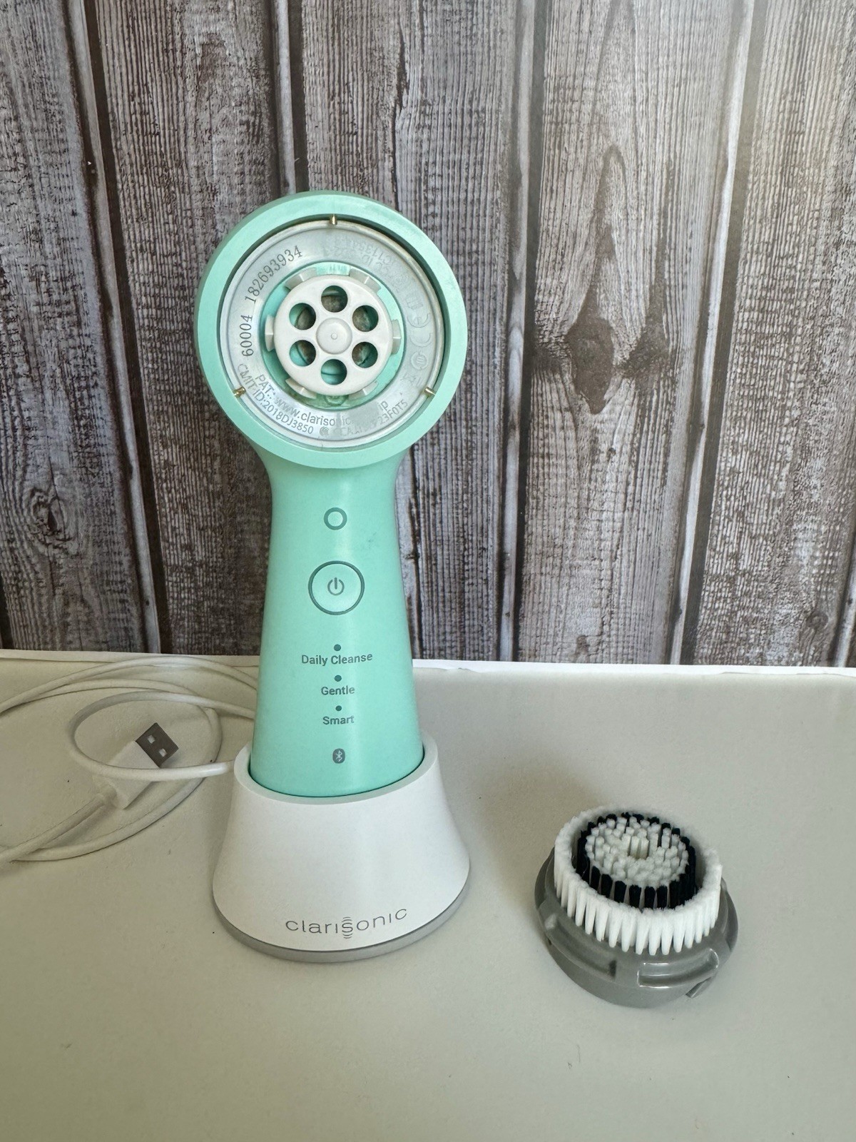 Clarisonic Mia Smart Facial Cleansing Device Mint Green w Charger Works