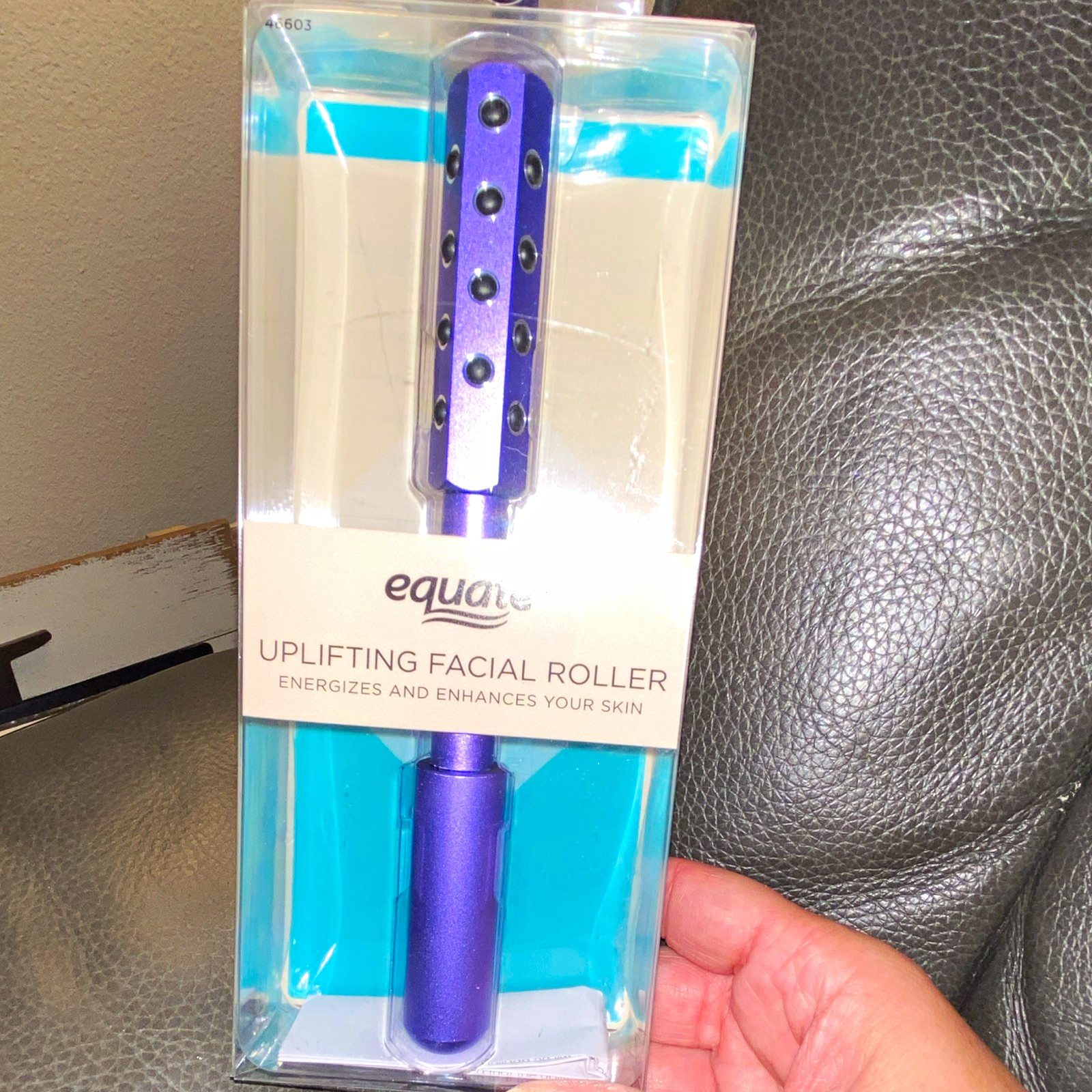 Equate Purple Manual Handheld Facial Massager Roller for Wrinkles Model Q8802