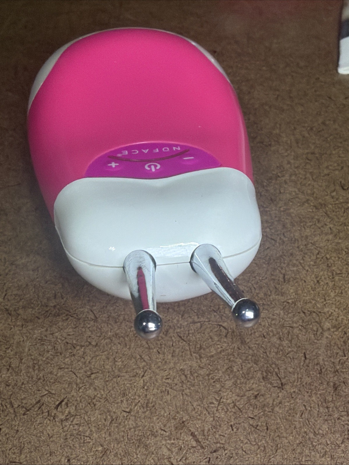 NuFACE Trinity Microcurrent Toning Device Pink w/ Eye & Lip Accessories Used!