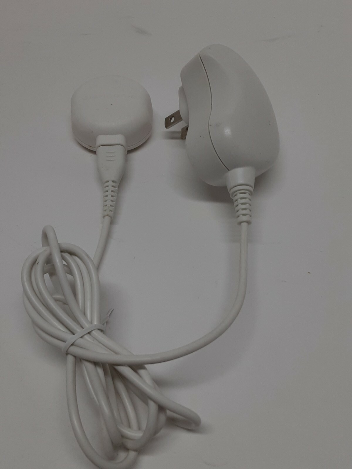 Clarisonic OEM PBL4180B w/ PBL 3100-479 Power Adapter