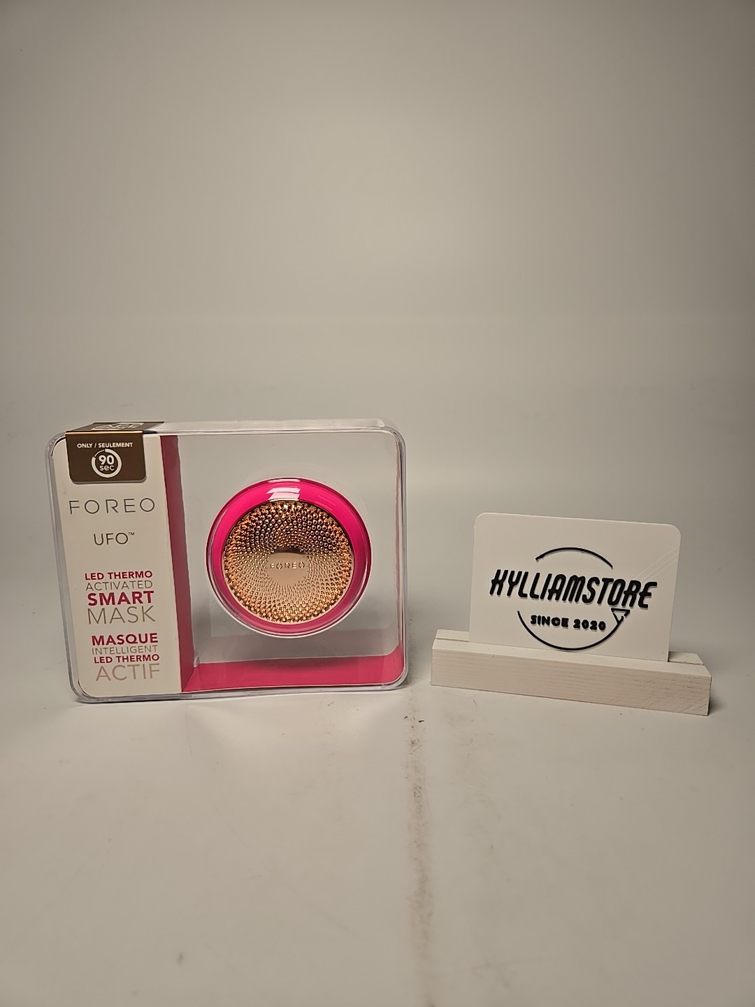 FOREO UFO LED Thermo Activated Smart Mask – Fuchsia