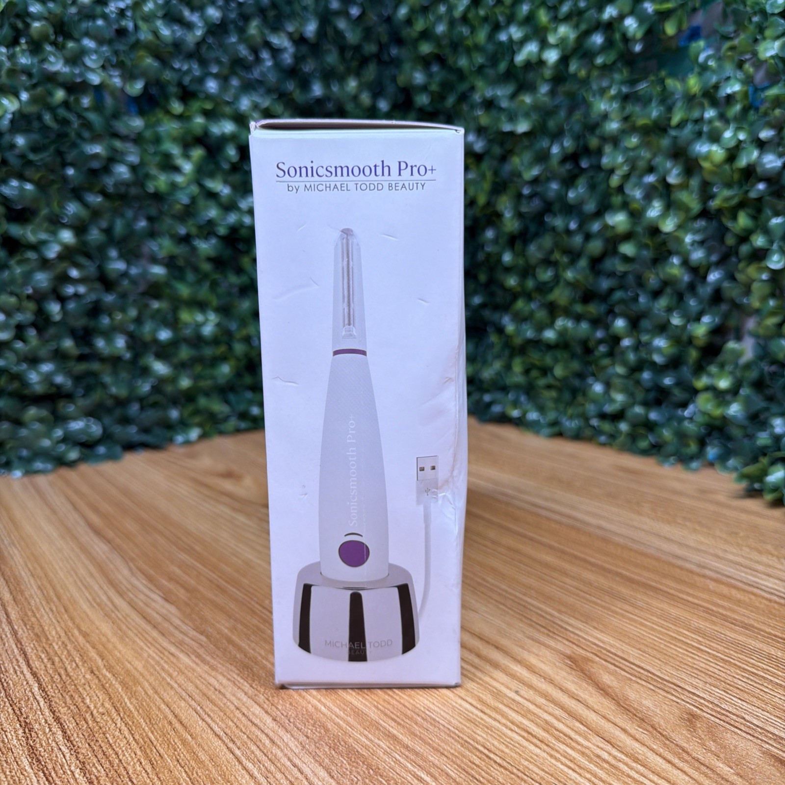 Michael Todd Beauty Sonicsmooth Pro+ Sonic Dermaplaning Facial Hair Removal