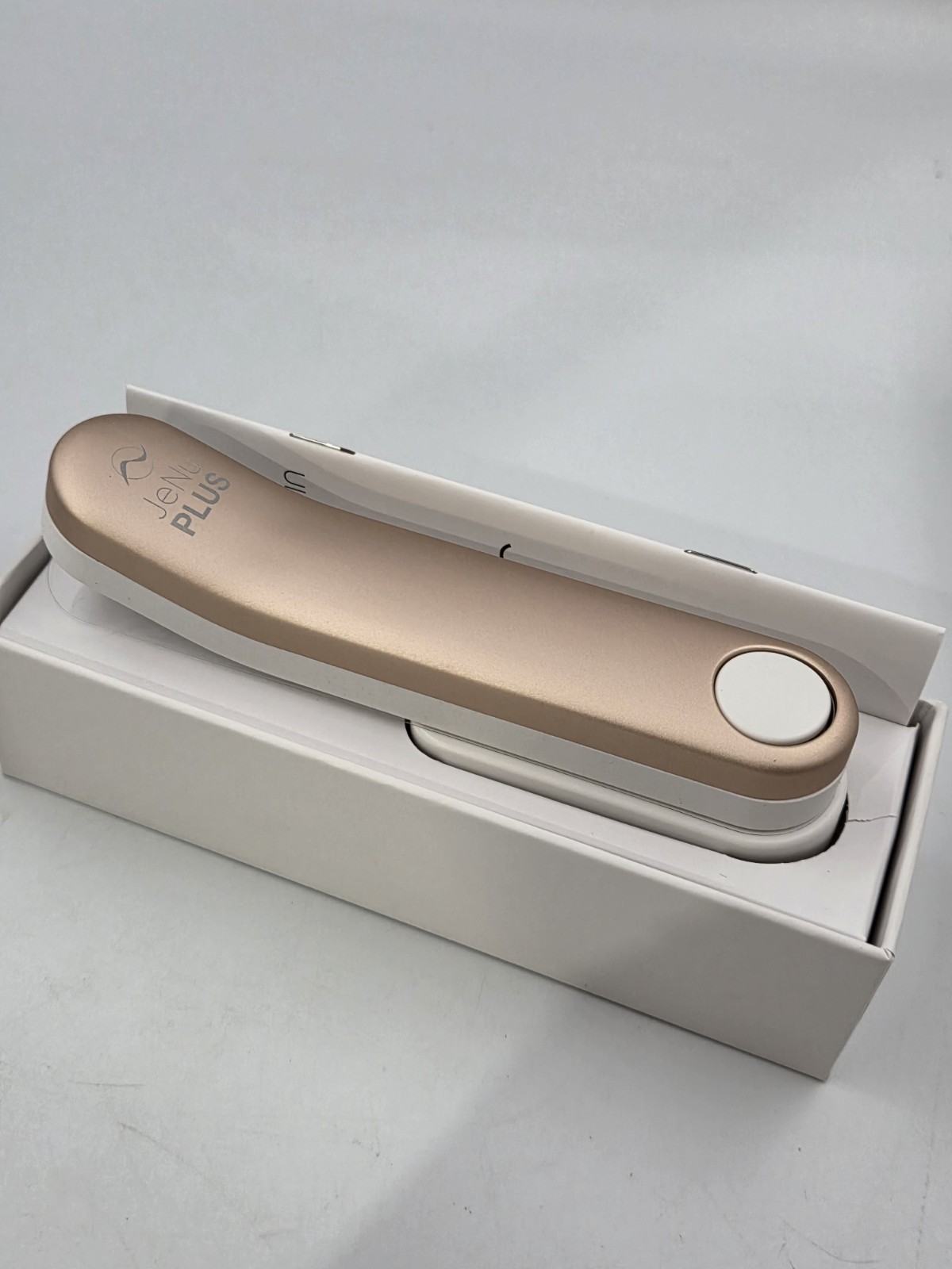 JeNu Plus Ultrasonic Infuser With Wall Charger & Users Guide New Open Box