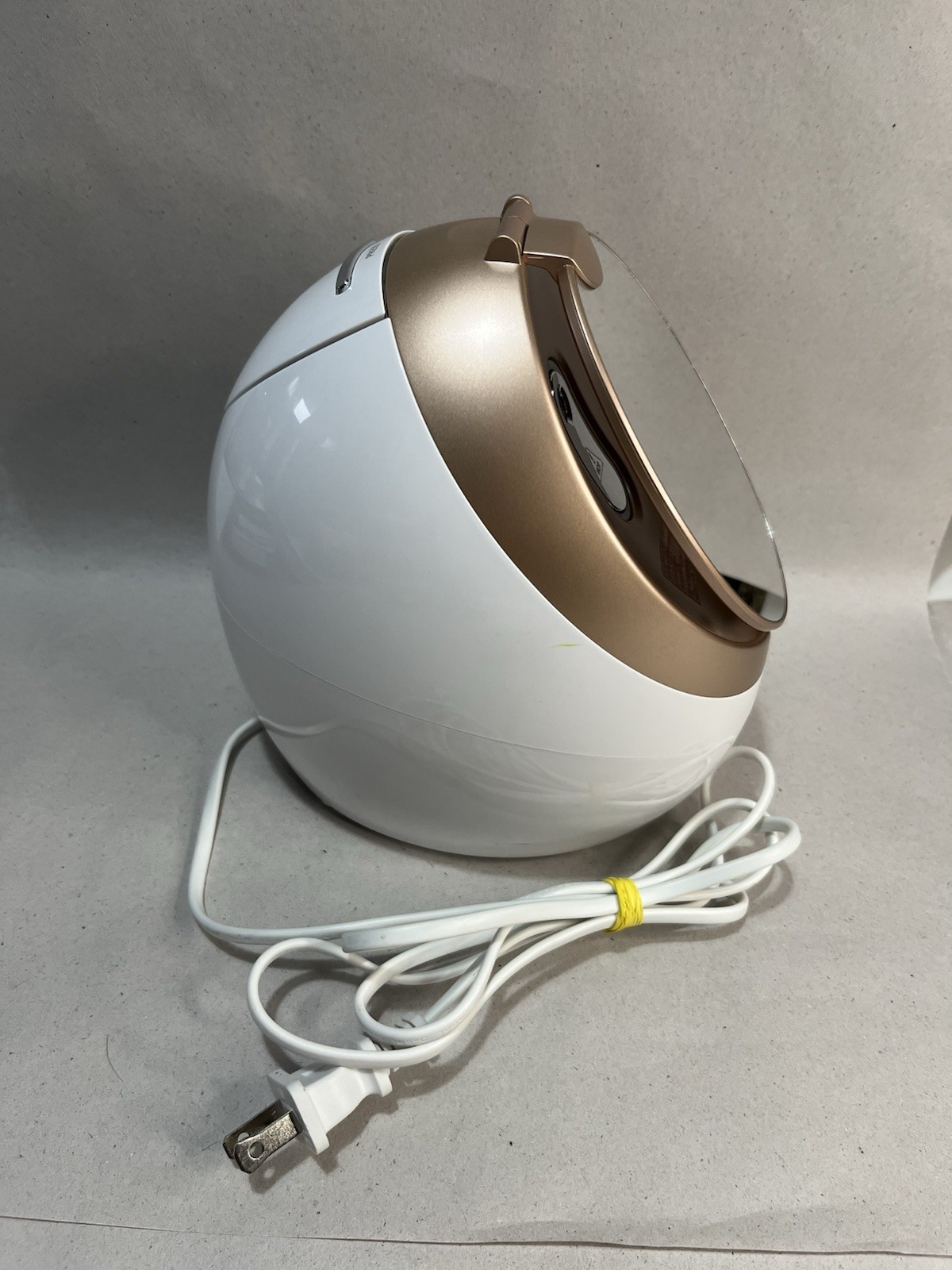 Finishing Touch Flawless Facial Steamer – Professional LED Beauty System TESTED