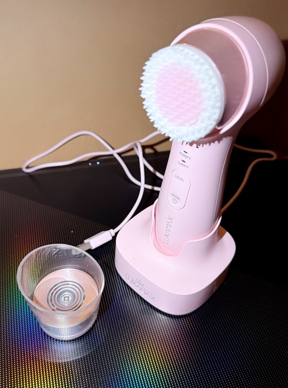 G🌷 RP $280 LUXMAX AVA 3in1 Facial Cleansing Massaging Rejuvenating Sonic Device