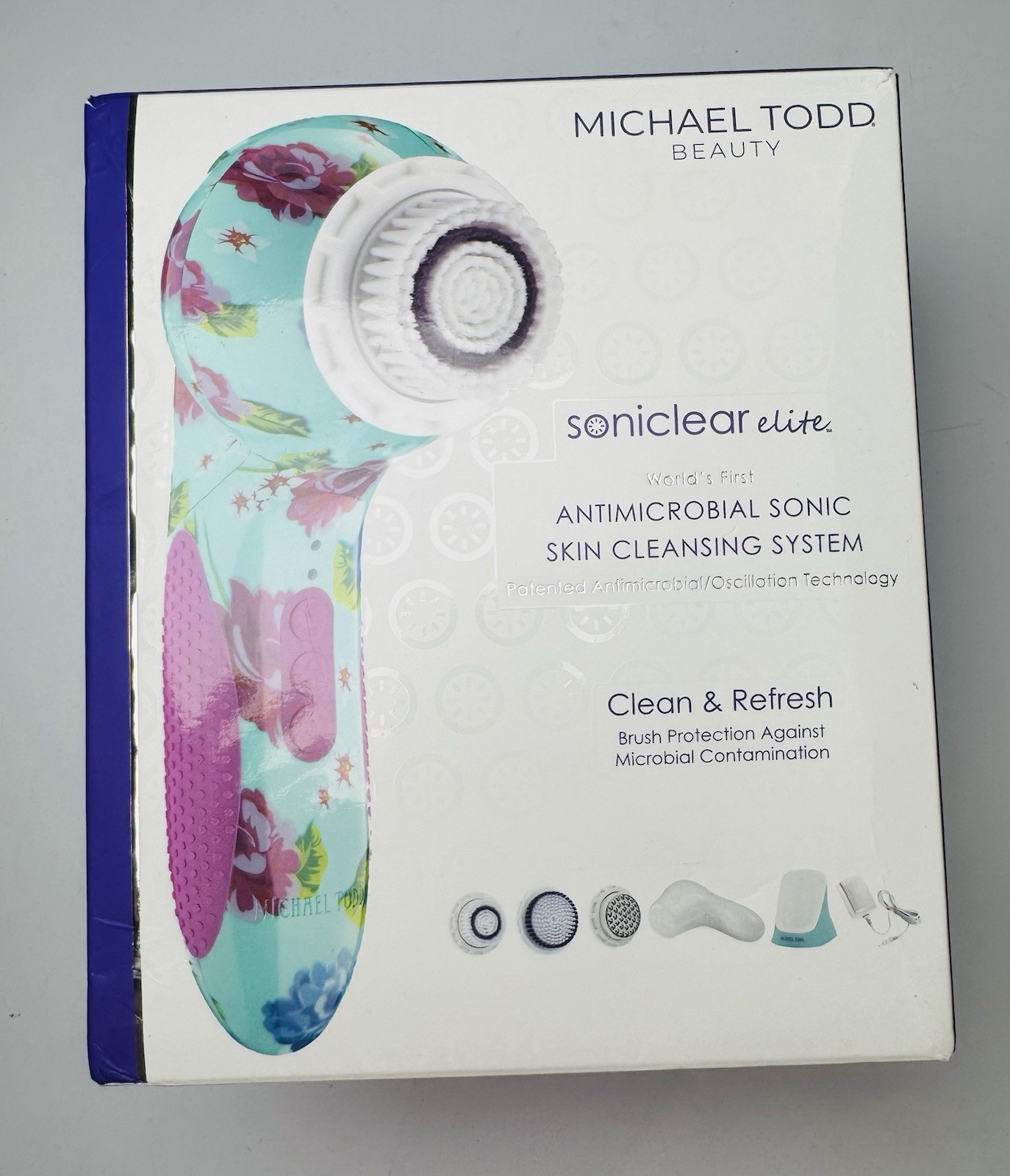 Michael Todd Beauty Soniclear Elite sonic facial cleansing brush system.