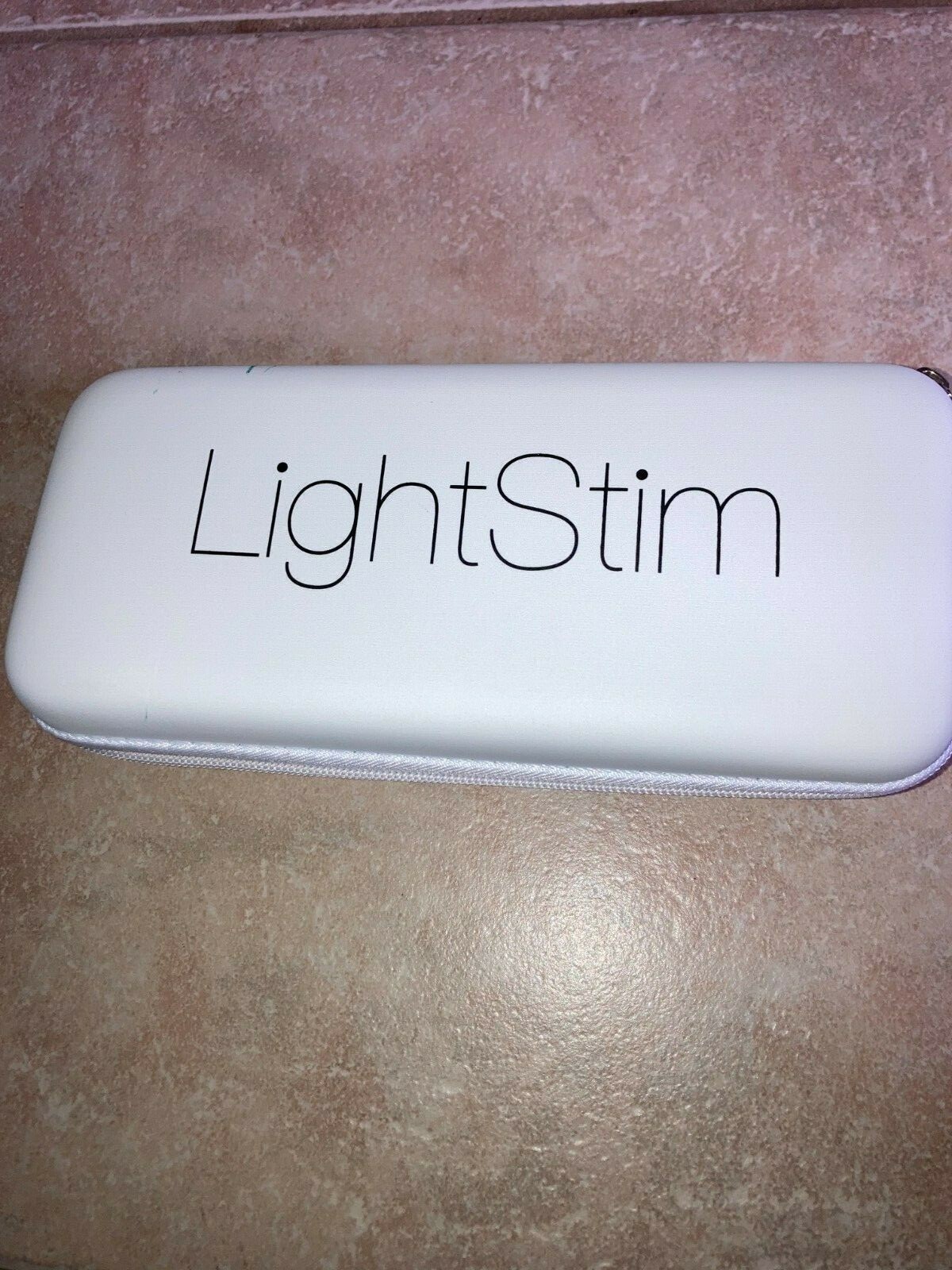 LightStim Acne Light Therapy Radiant Glow LED Home Spa NWB $189