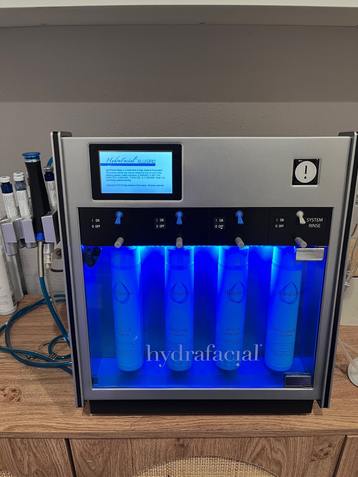 2023 Hydrafacial Allegro MD 120V with Lymphatic Drainage. Handpiece Kit included