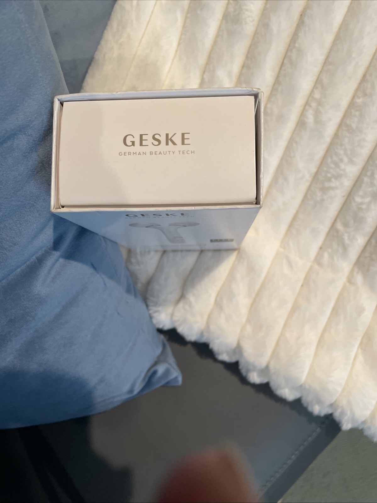 GESKE Sonic Facial Roller 4 in 1| Derma Roller | Facial Dermasmooth Stimulator