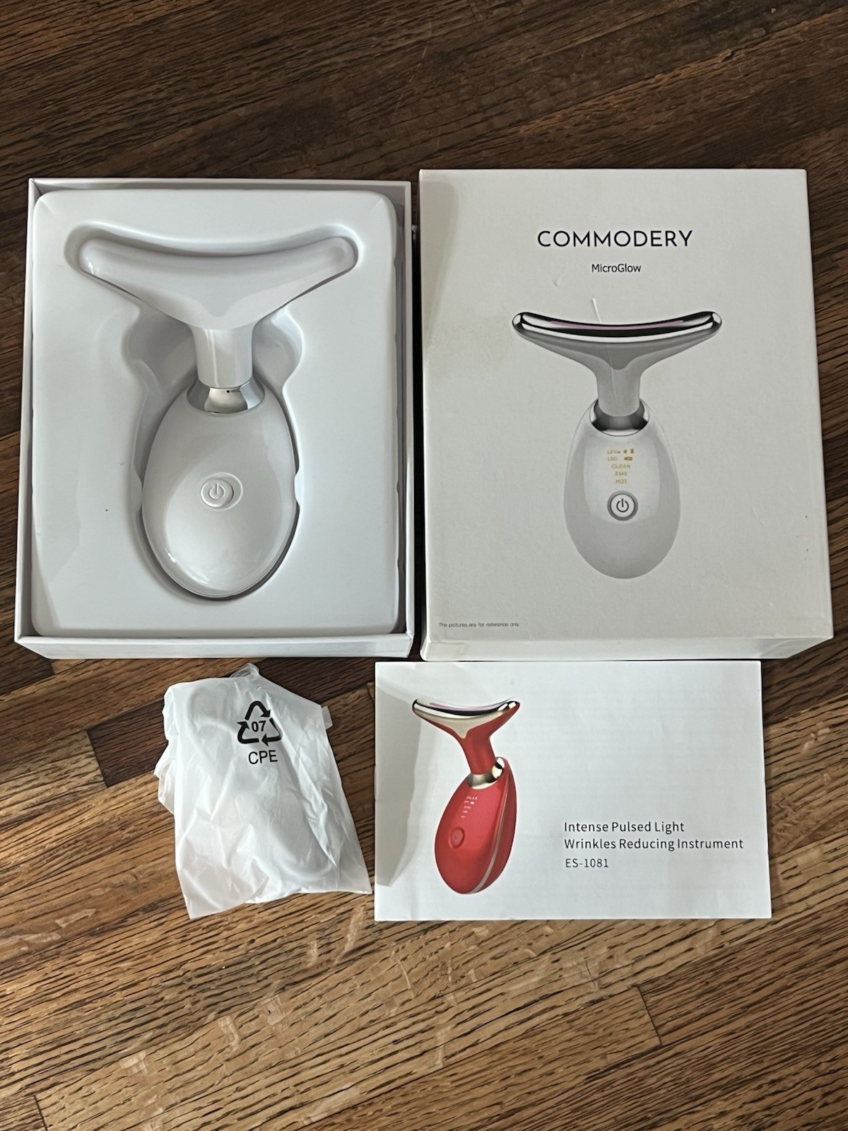 NEW Commodery MicroGlow Handset Intensed Pulsed Light Wrinkles Reducing
