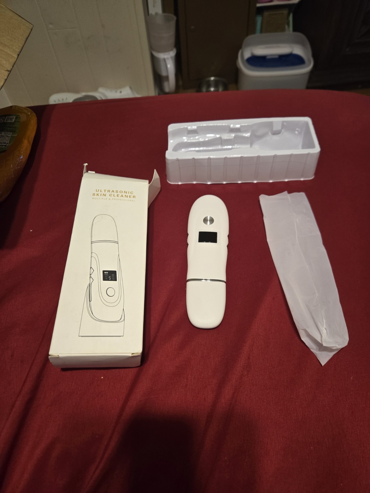 Ultrasonic Skin Cleaner Rechargeable LCD Display White Facial Device