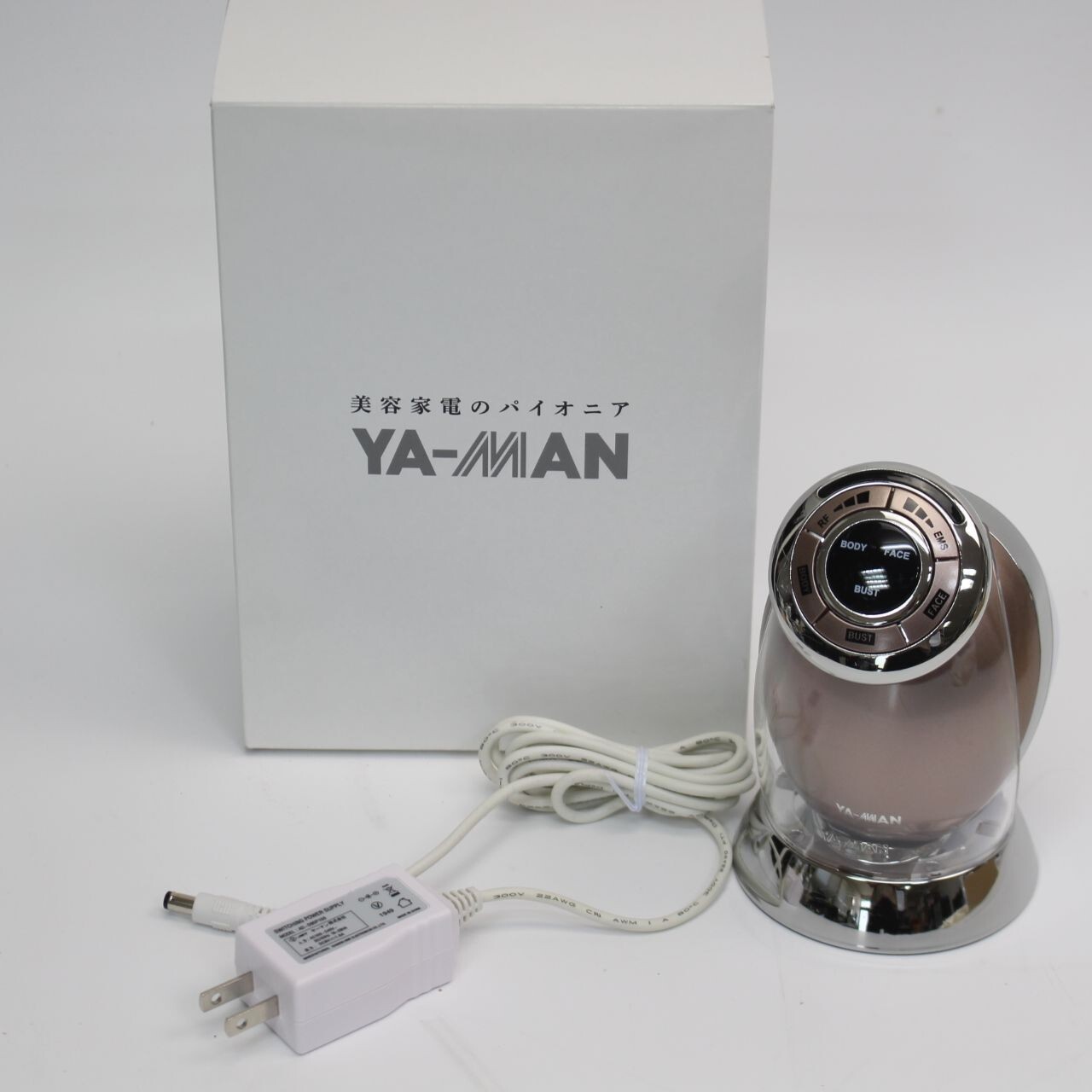 YA-MAN RF Beaute Cavispa Core ExtraHRF-18T beauty facial device USED