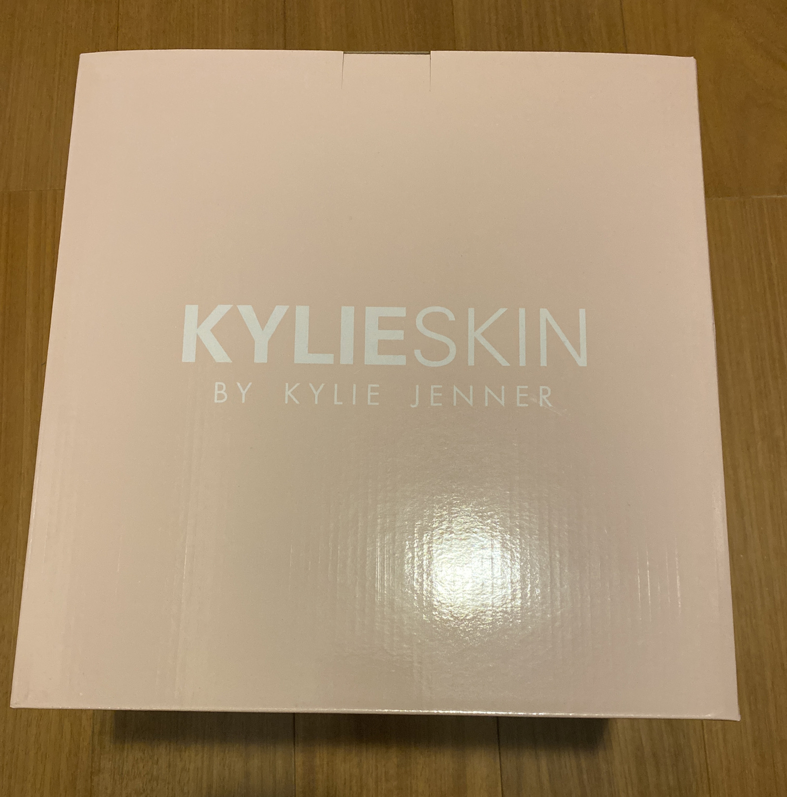 NEW Kylie Skin LIMITED EDITION pink MINI FRIDGE **SOLD OUT** IN HAND!