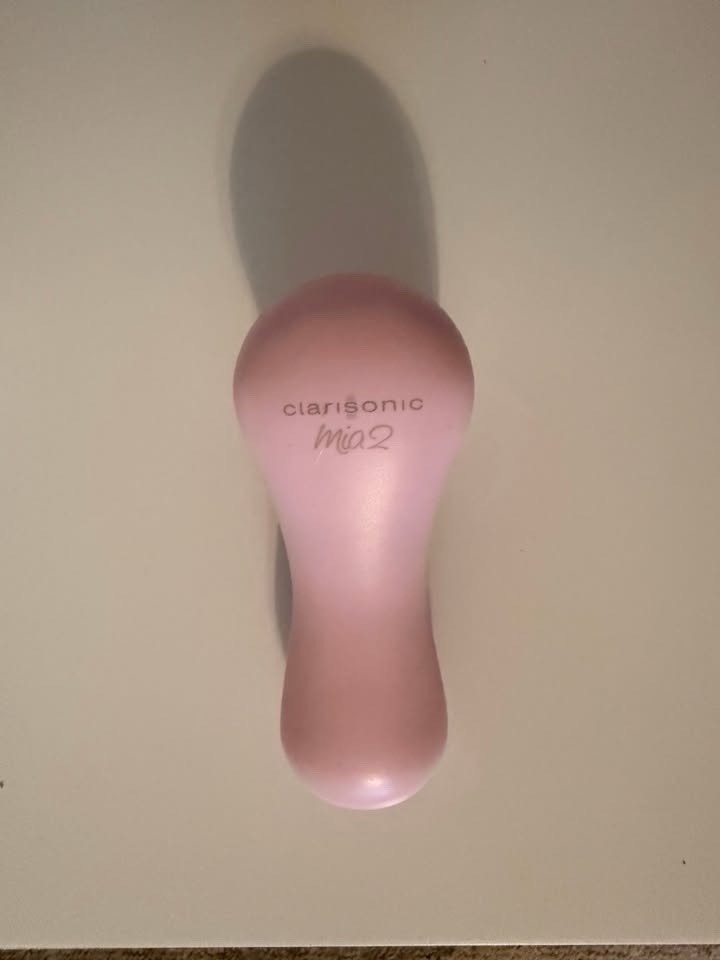 Clarisonic Mia 2 Electric Wireless Facial Brush (Pink) w/ Charger