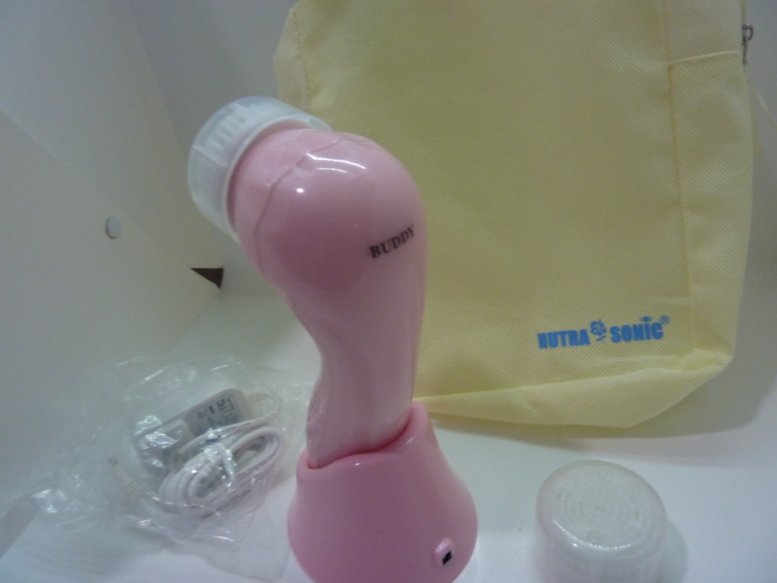 NEW Nutra Sonic Buddy Companion Facial Skin Cleansing System Pink