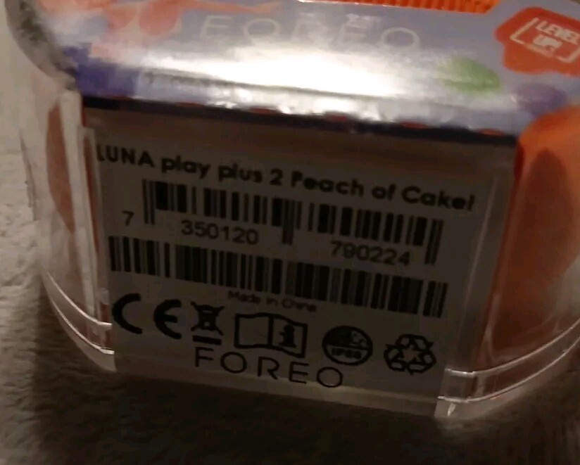 Foreo Sweden Luna™ Play Plus 2 Peach of Cake Facial Cleansing Massager NewSealed