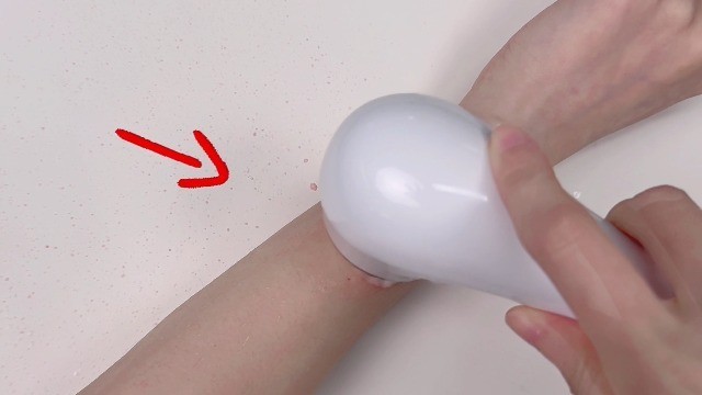 Electric Facial Cleansing Brush – Rechargeable Exfoliating Scrubber for Deep Cle