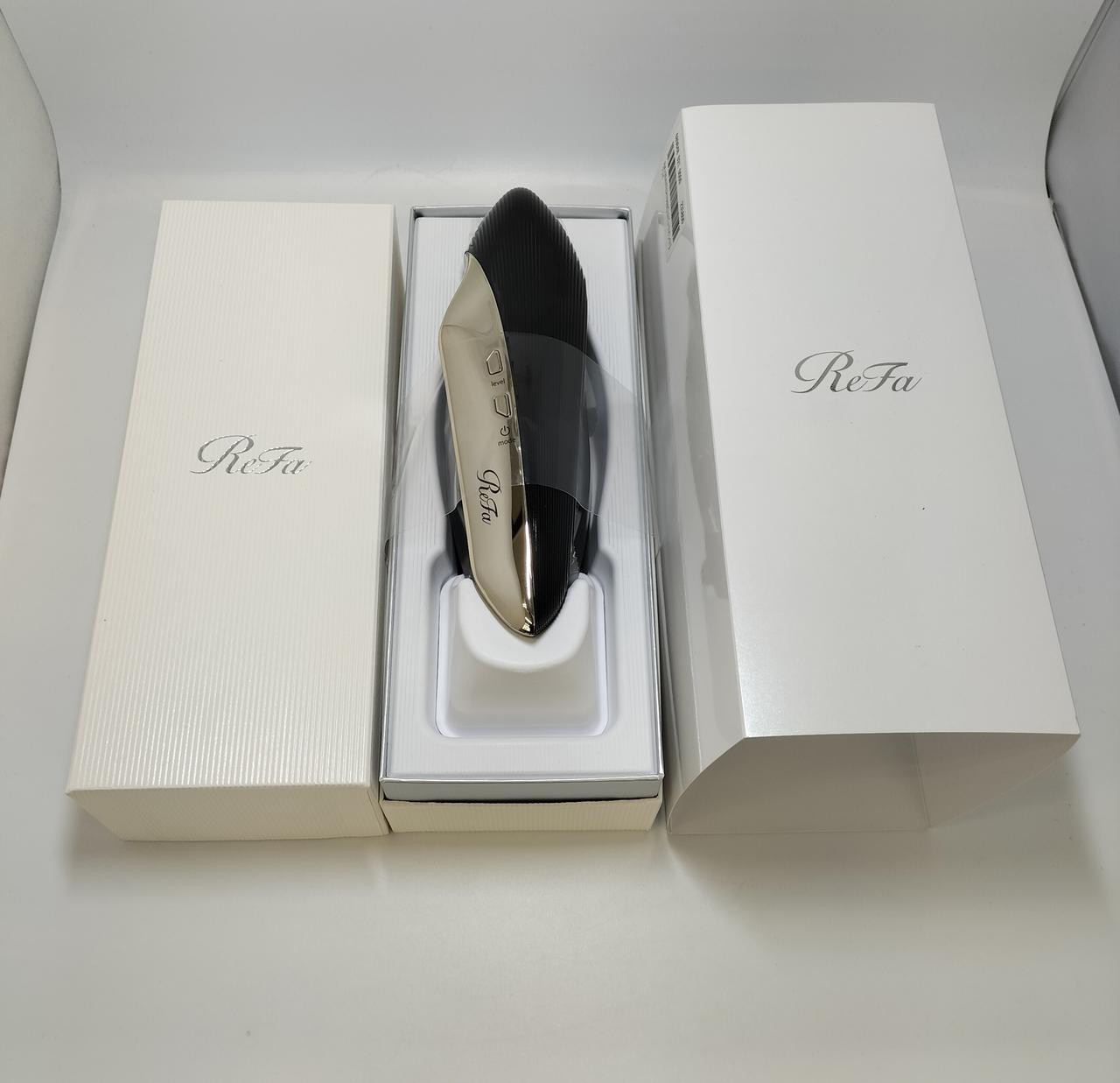 ReFa Facial beauty device BEAUTECH RAISE RE-AA03A Black Anti-Aging RF EMS LED