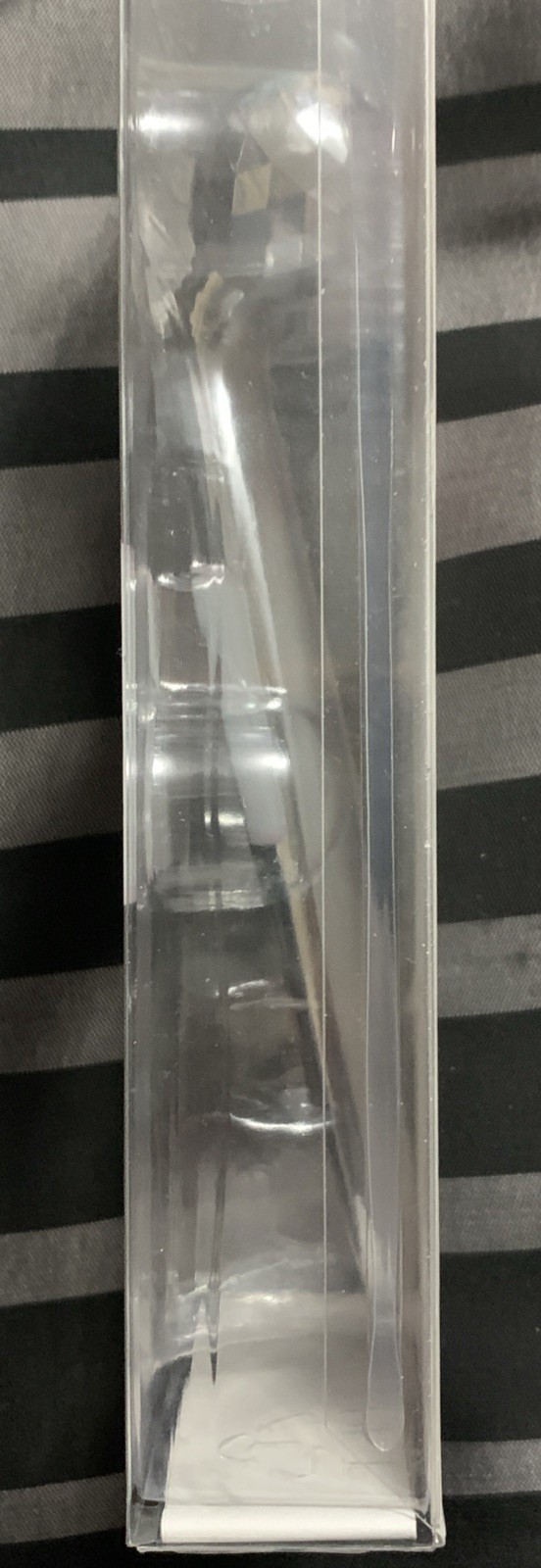 Plum Beauty Contouring Facial Roller for Puffiness Reduction