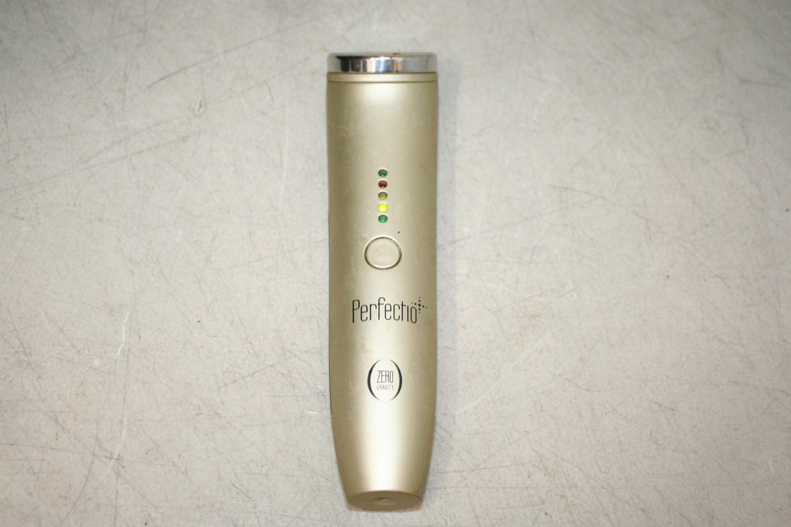 Zero Gravity Perfectio Plus LED Light Therapy Infrared Device Powers On-Untested