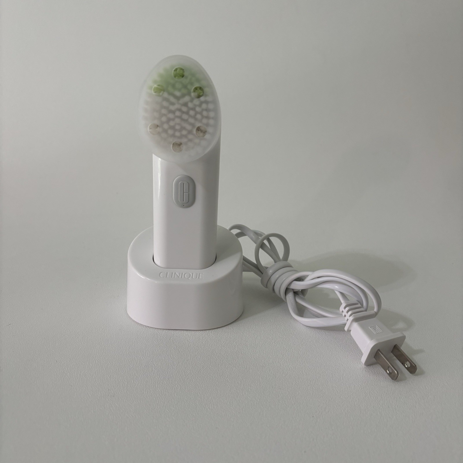 Clinique Sonic System Purifying Cleansing Facial Brush MODEL Z75Y – Open Box