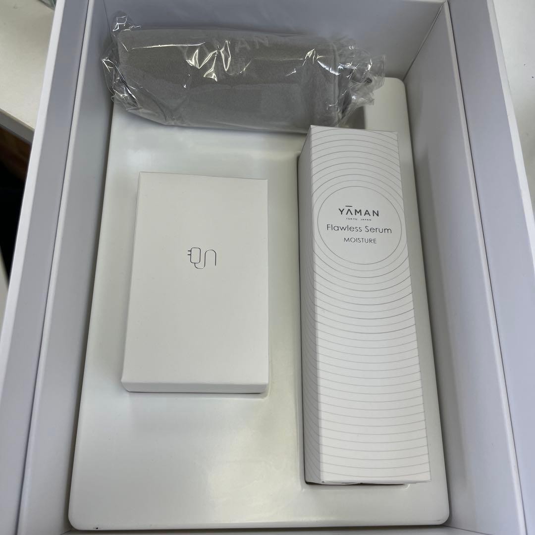 YA-MAN RF Beaute Bloom WR S12-YL Facial Device Aging Care EMS From Japan New