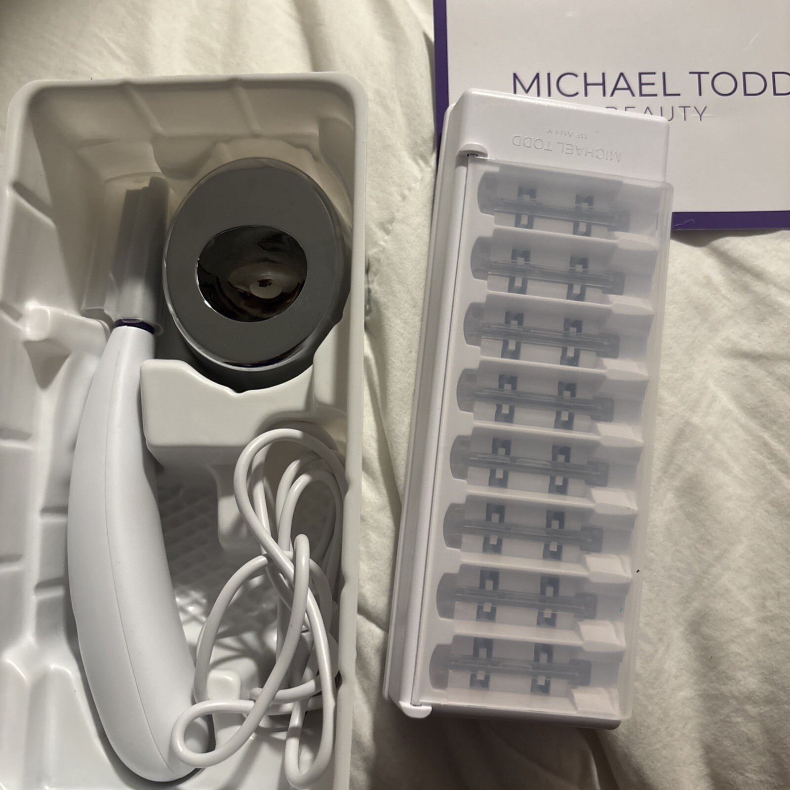 MICHAEL TODD Beauty – Sonicsmooth 2-in-1 Dermaplaning System – White *Open-box*