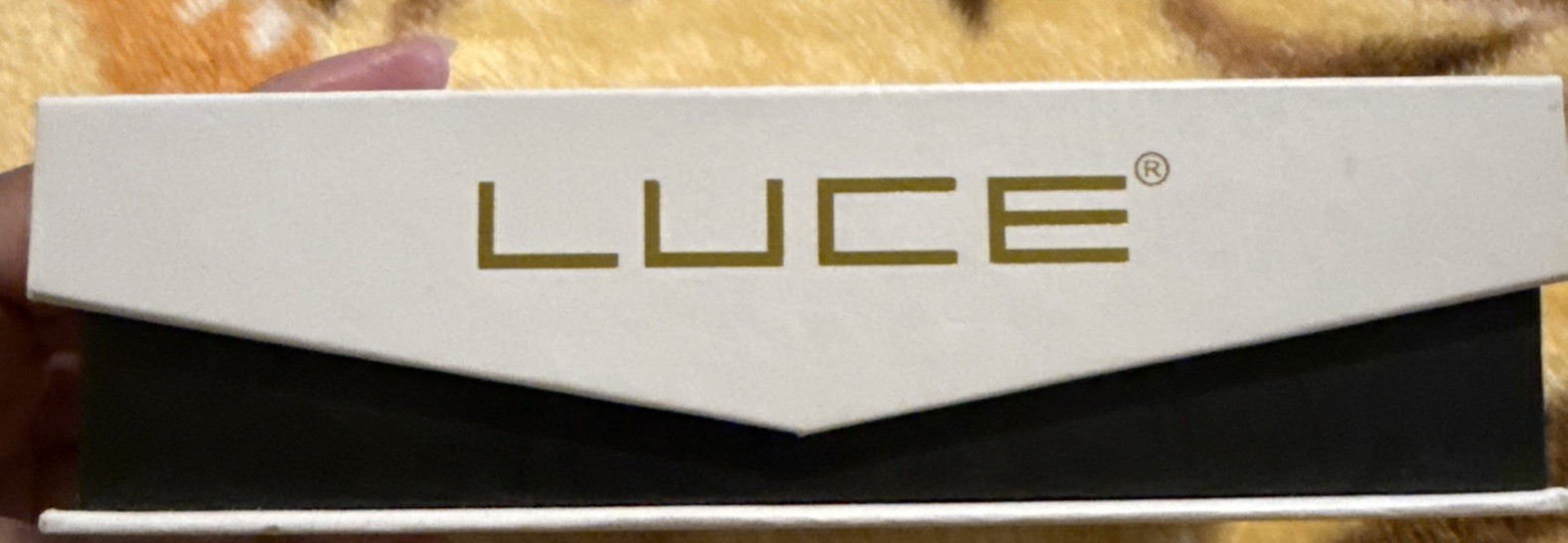 LUCE Facial Cleanser & Anti-Aging Device Black Ultra Sonic 14 Vibrations USB