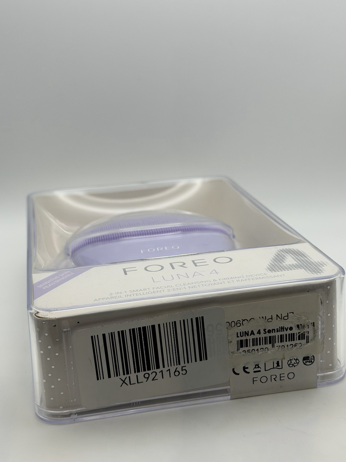 FOREO LUNA 4 Facial Cleansing & Firming Massage for Sensitive Skin