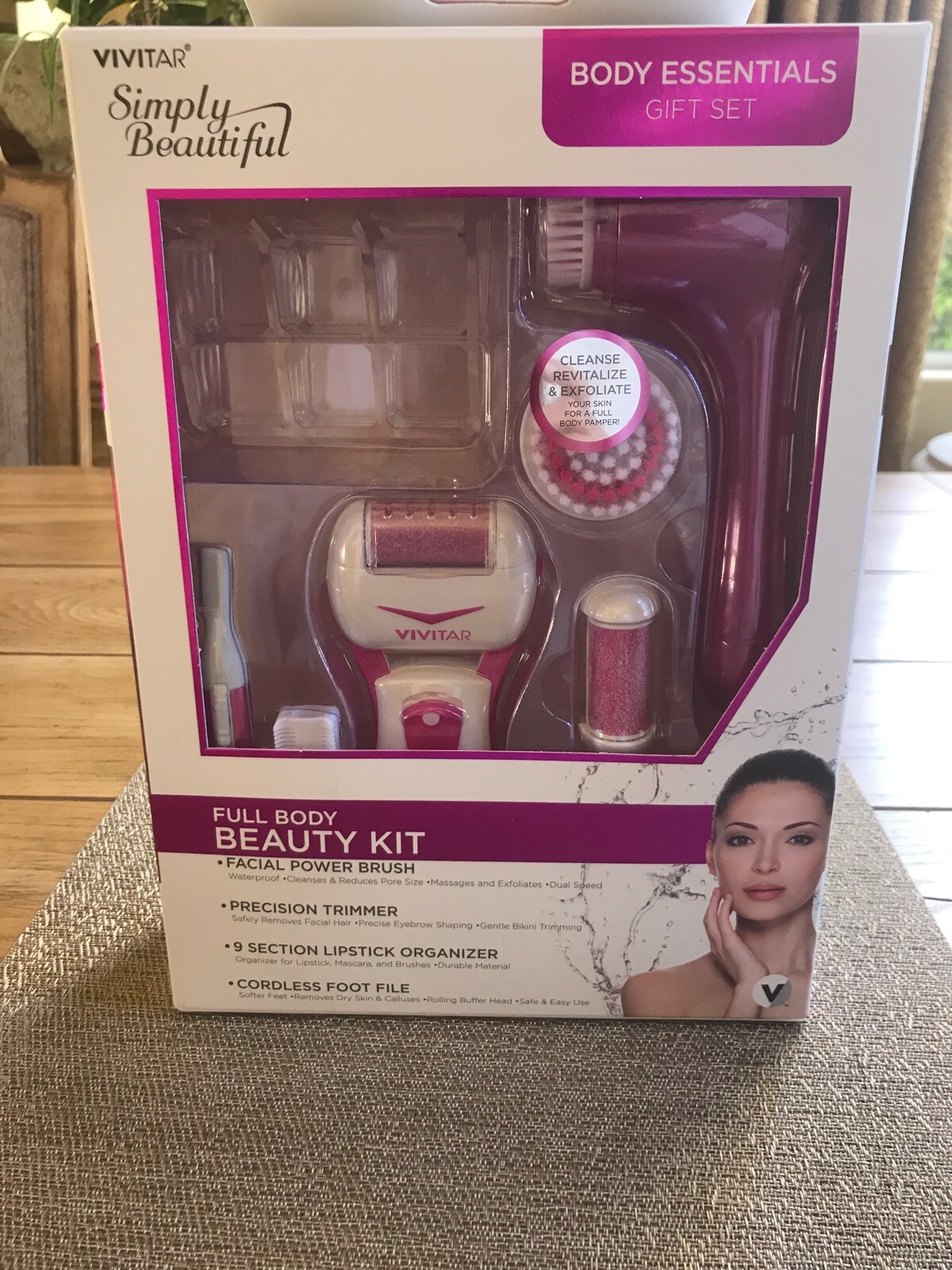 Beauty Body Essentials Gift Kit NEW IN BOX