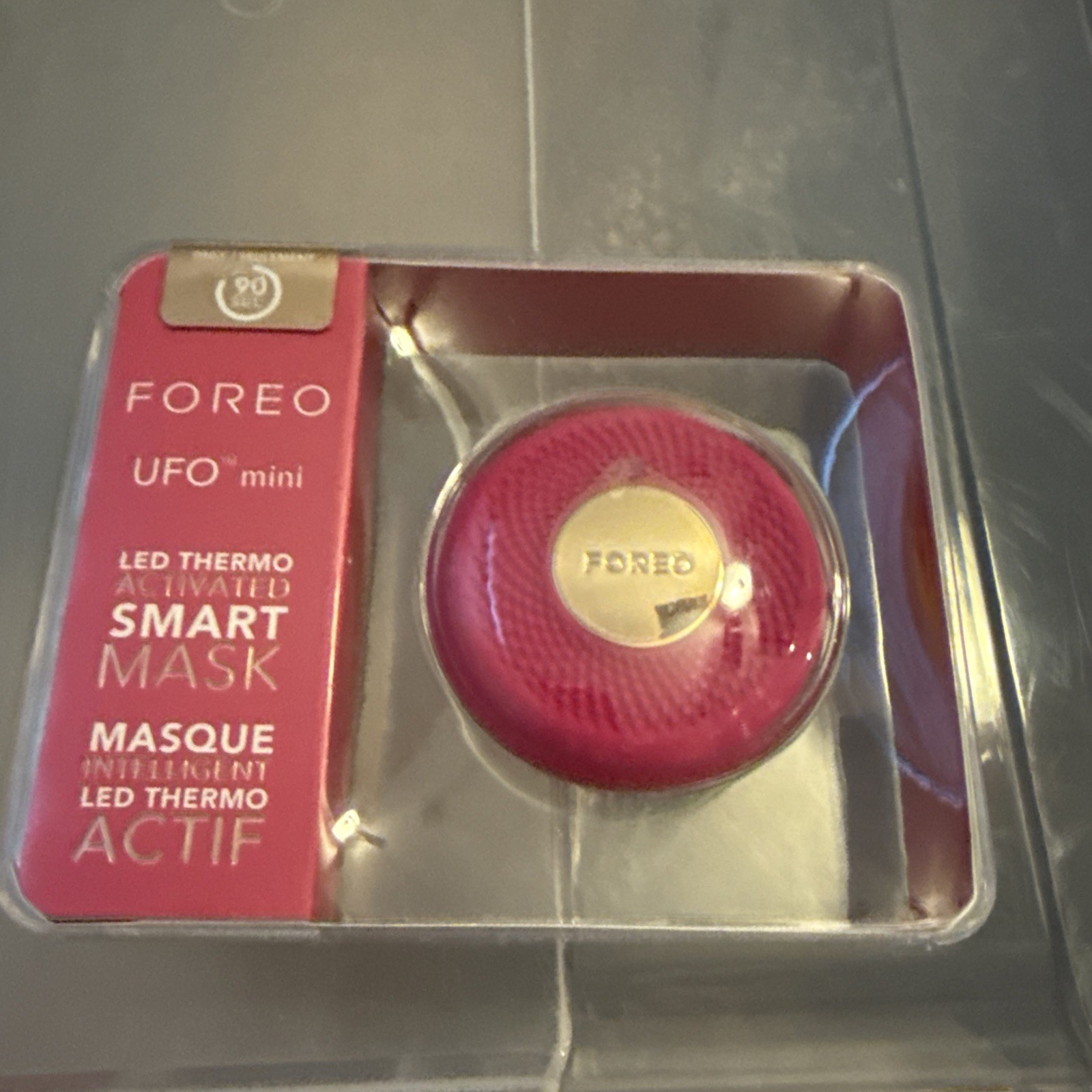 FOREO UFO Mini Smart Mask Treatment Device – Fuchsia NEW IN SEALED BOX