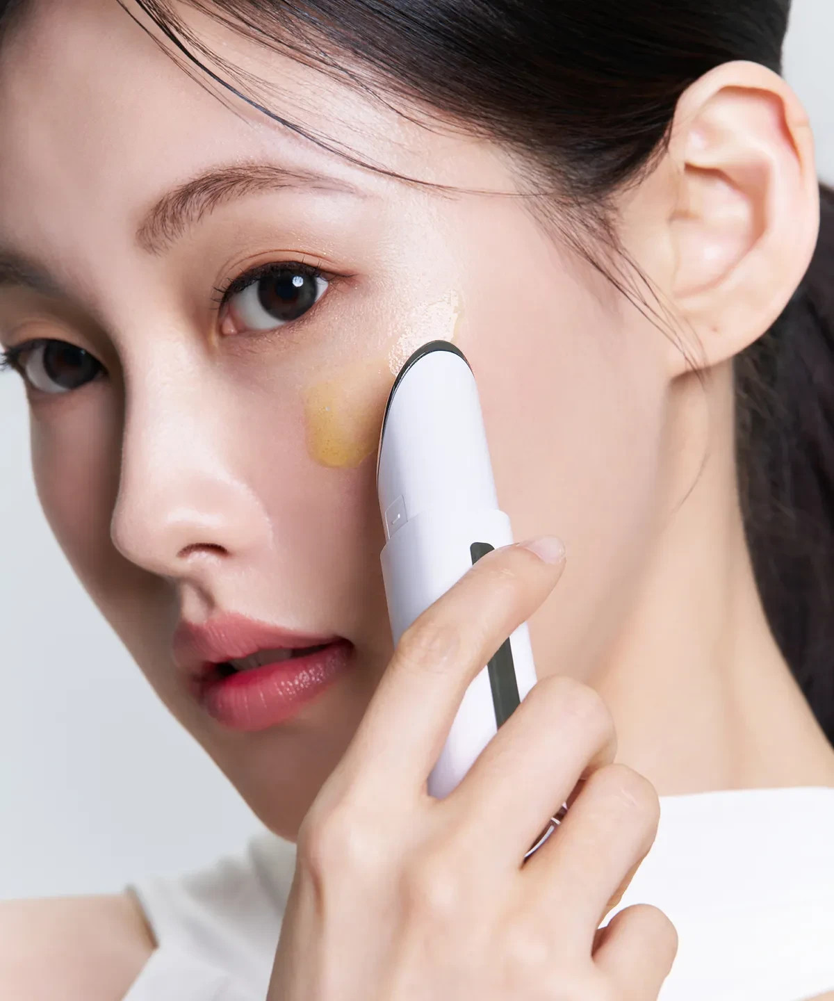 LA PITTA Boost Up Galvanic Facial Beauty Device LED Heat Vibration White Korea