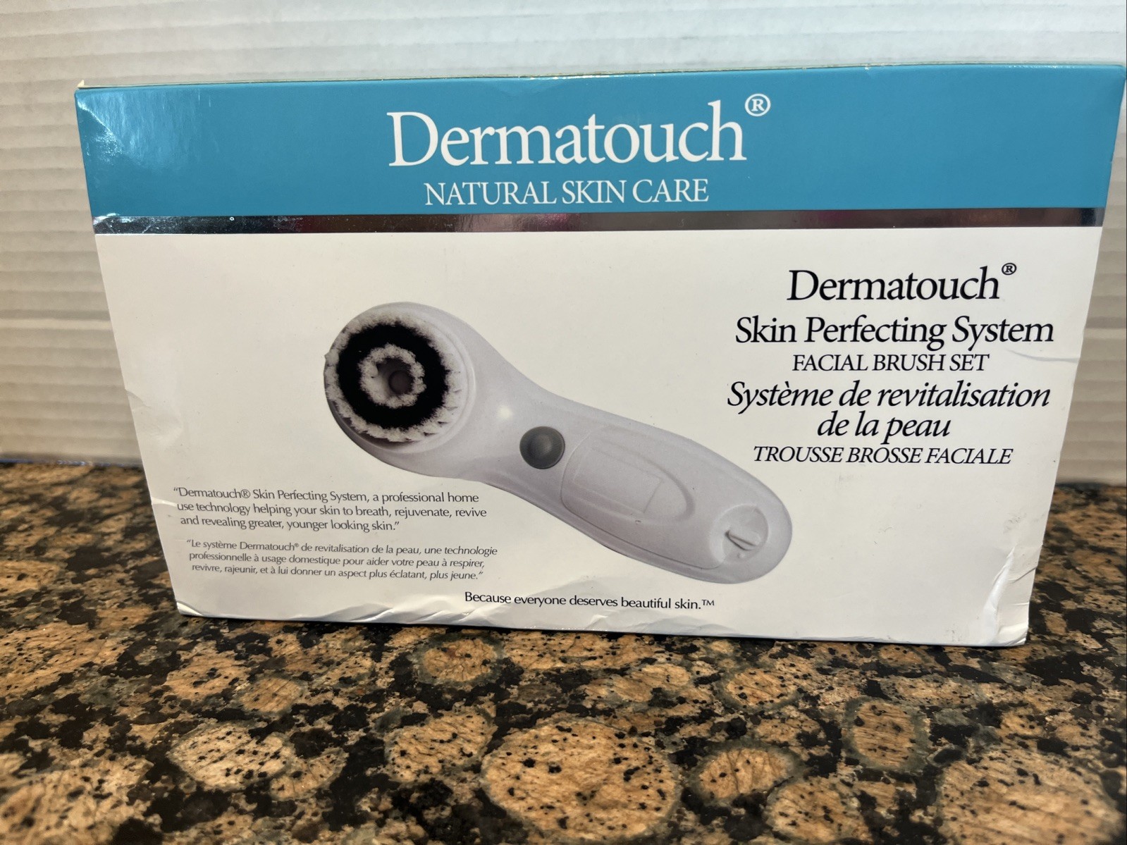 Dermatouch Skin Perfecting System Facial Brush Set – New