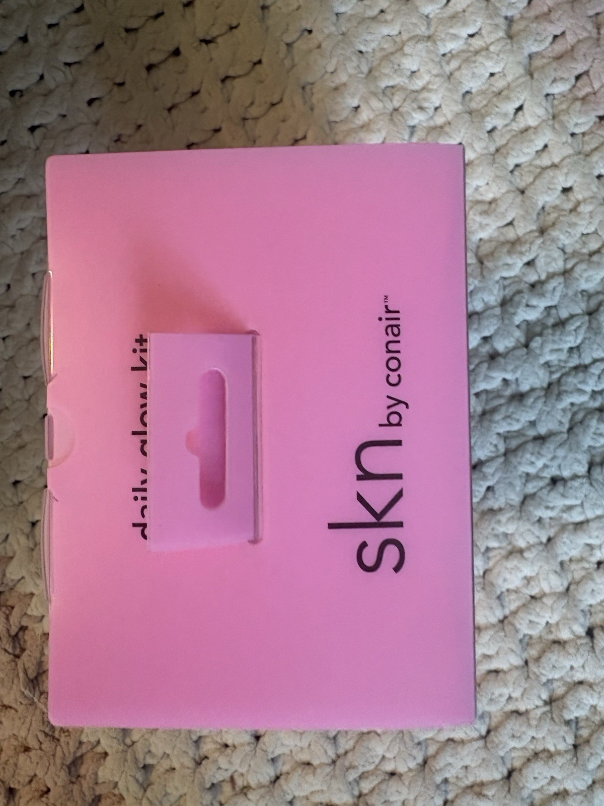 Conair skn Daily Glow Kit Electric Facial Brush, Waterproof, 3 Speeds, USB