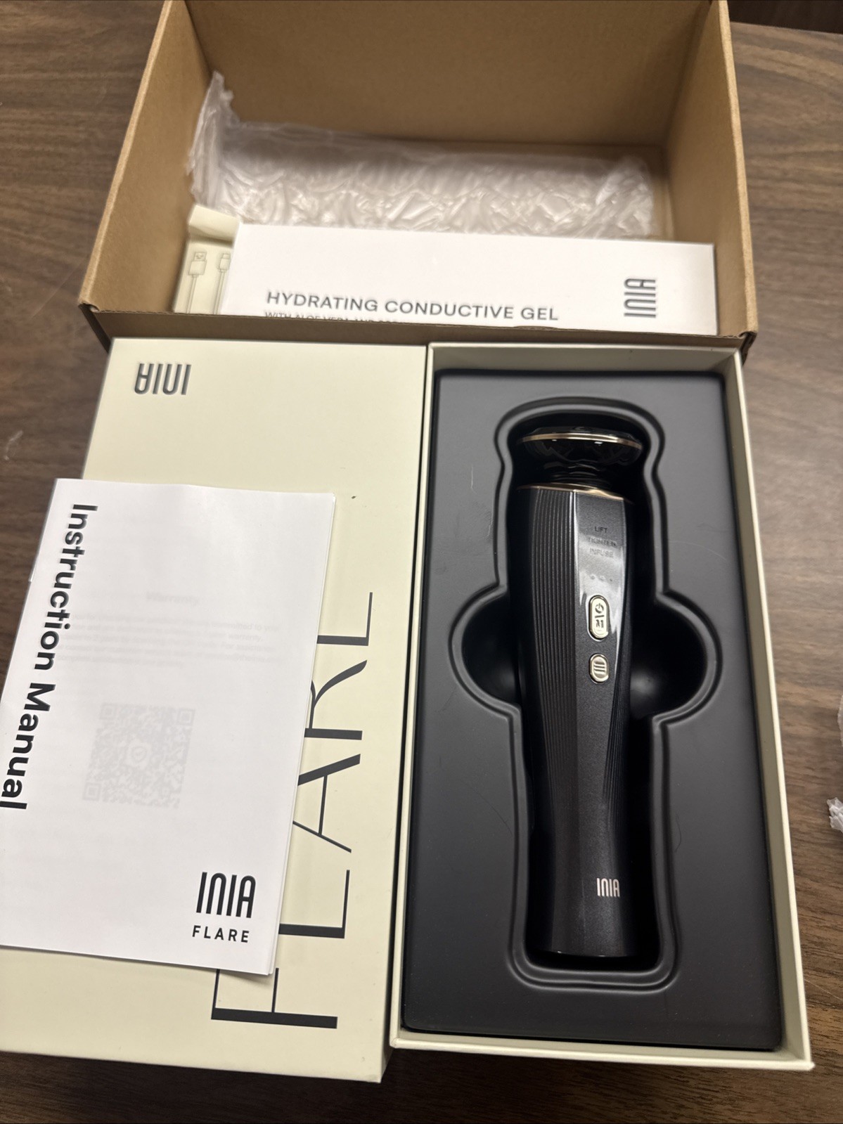 INIA 3-in-1 Skin Tightening Device True Beauty Glow Facial Massager Red Light