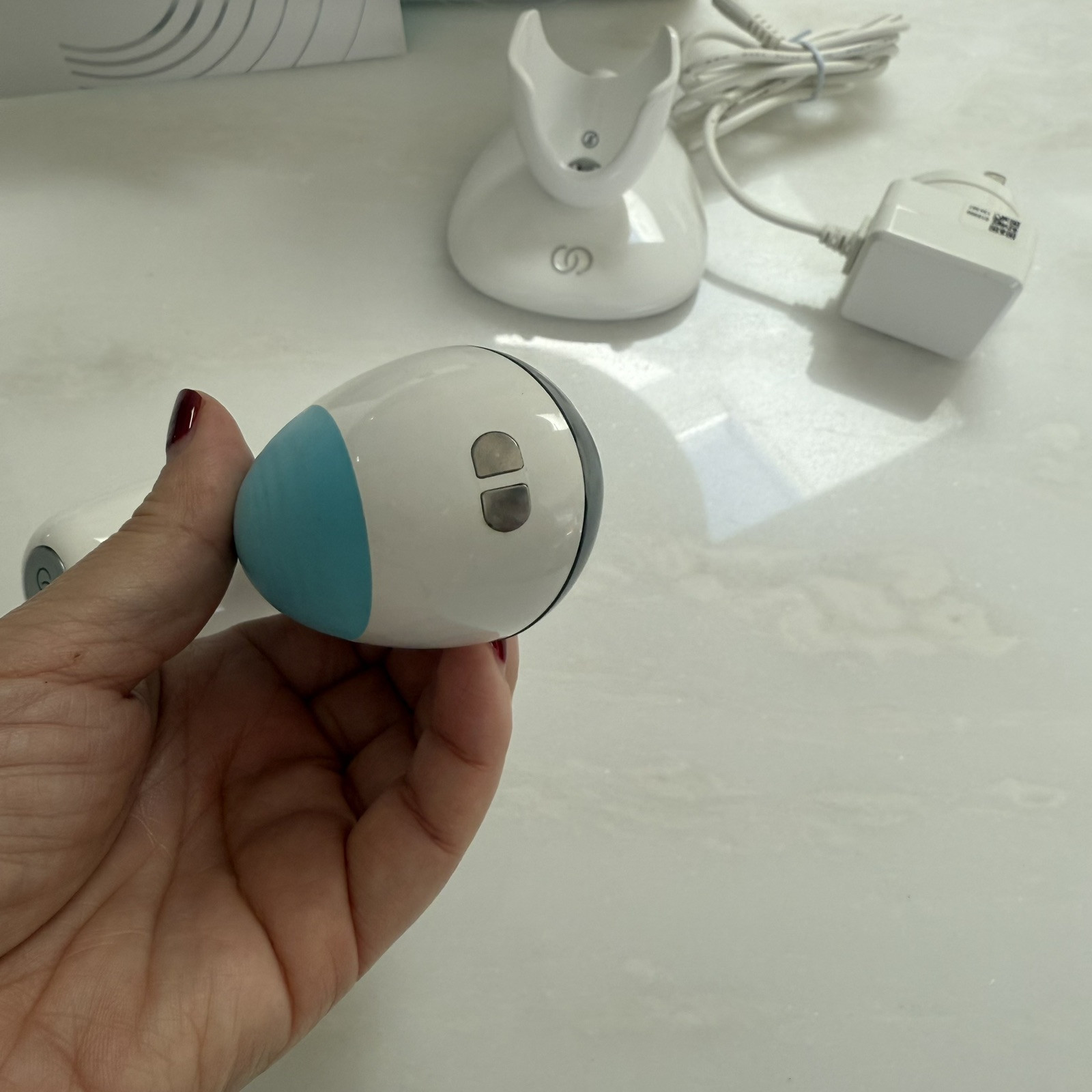 NU SKIN AgeLOC LumiSpa Facial Cleansing Device w/Charger &Two New Heads Working