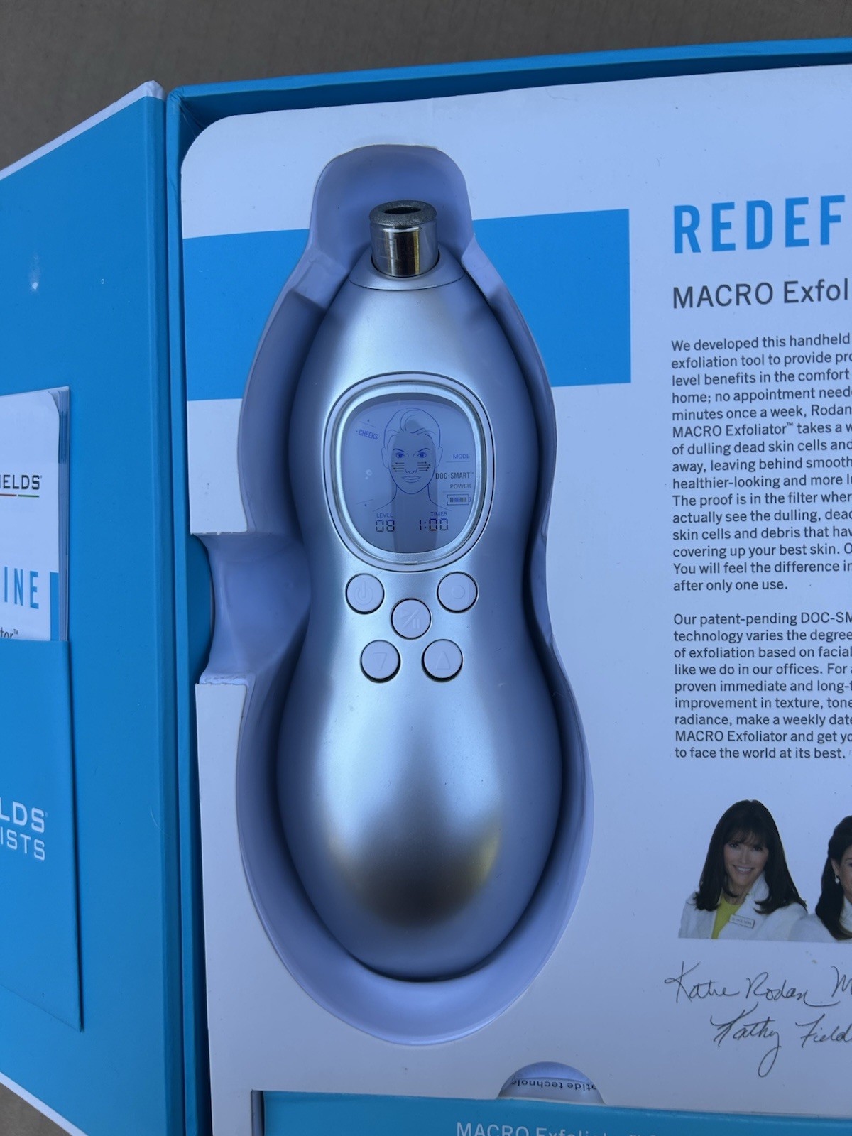 RODAN + FIELDS Dermatologist Redefine MACRO EXFOLIATOR System for Facial Toning