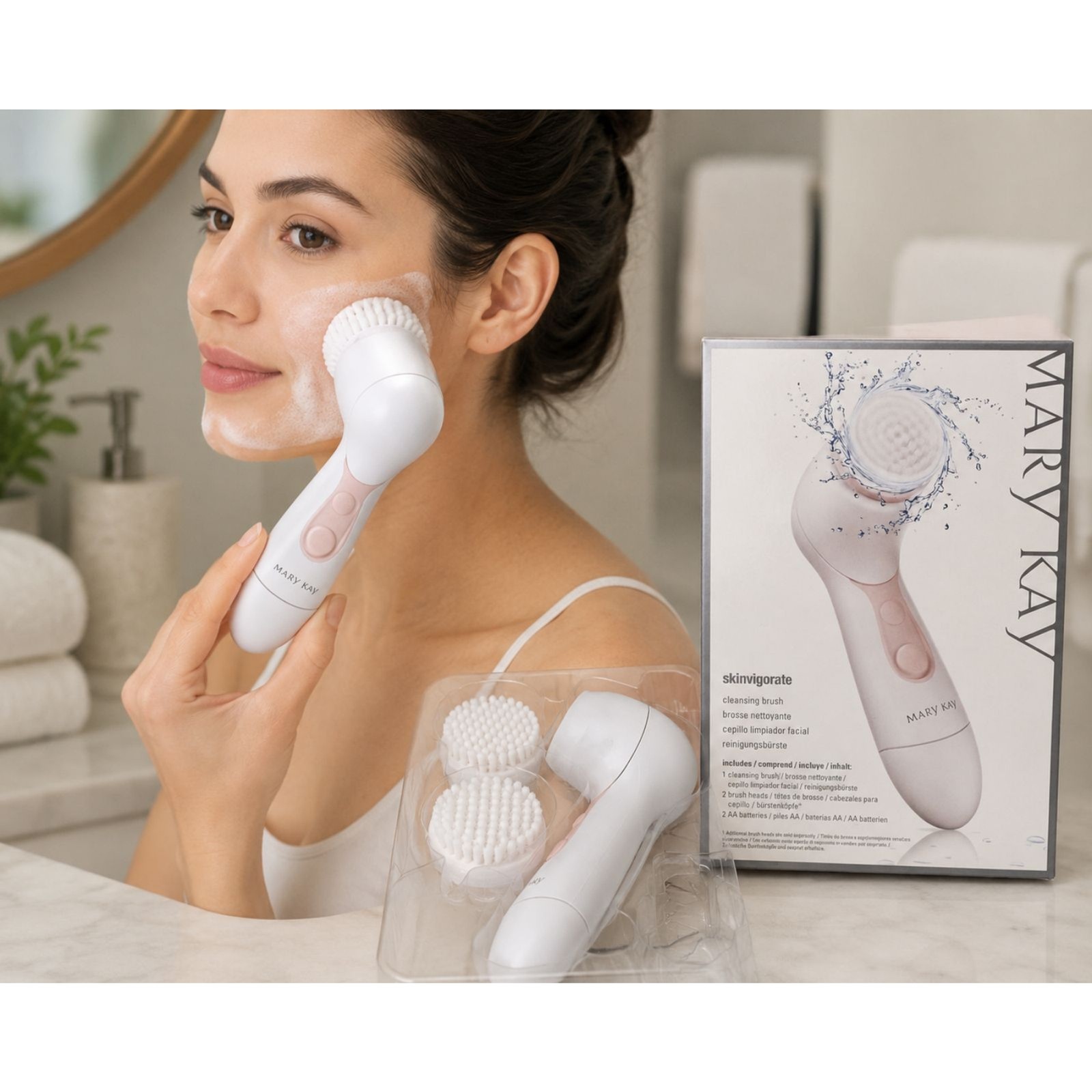 Mary Kay Skinvigorate Facial Cleansing Brush 2 Heads New In Box No Batteries